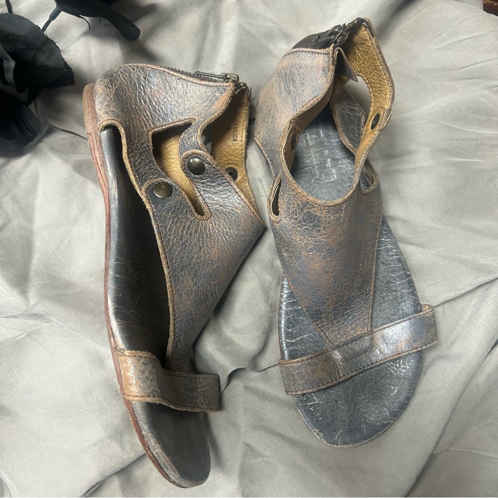 Bed Stu genuine leather sandal with zip back blue silver with brown